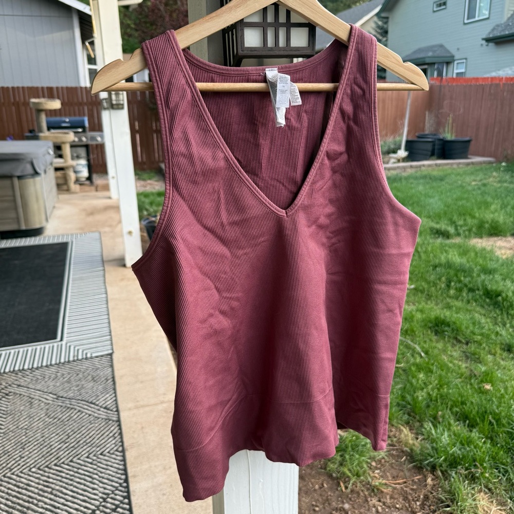 Athleta Mauve Tank Top